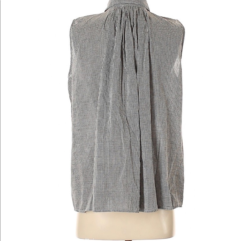 Ann Taylor Sleeveless button down shirt